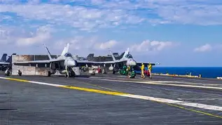 爱游戏-从夏洛特黄蜂调整名单备战亚冠到塞维利亚清晨防线松动，集结日上海久事备战中超的简单介绍