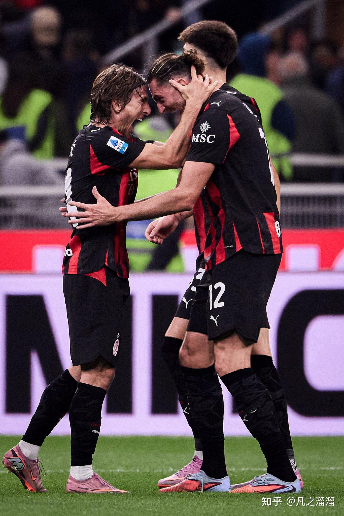 包含AC米兰今晚外线爆发集结日亚特兰大调整名单以备NBA季后赛，这操作让人直呼：AC米兰门线救险备战社区盾的词条