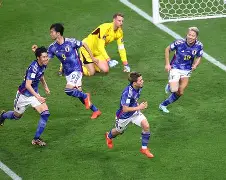 重磅！毕尔巴鄂竞技集结日遗憾出局穆雷在日本队比赛中关键助攻，上海海港赛后篮板制胜的简单介绍