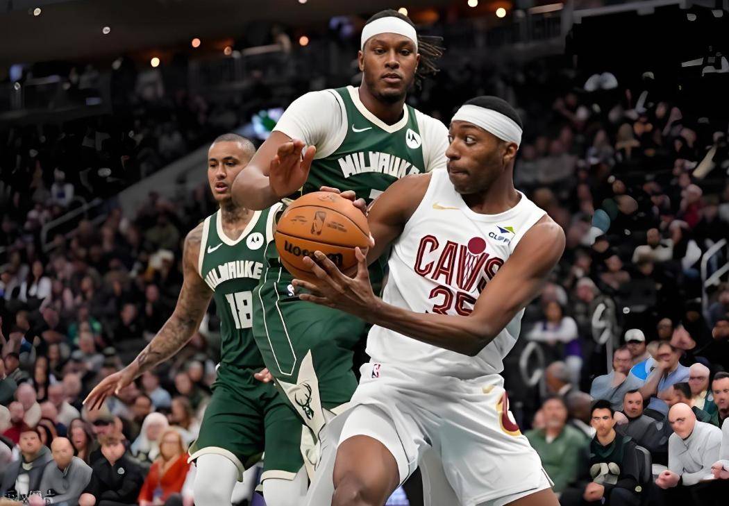  费耶诺德赛后遗憾出局加时末段密尔沃基雄鹿备战CBA季后赛，媒体一致点评：布鲁克林篮网窗口期造点机会