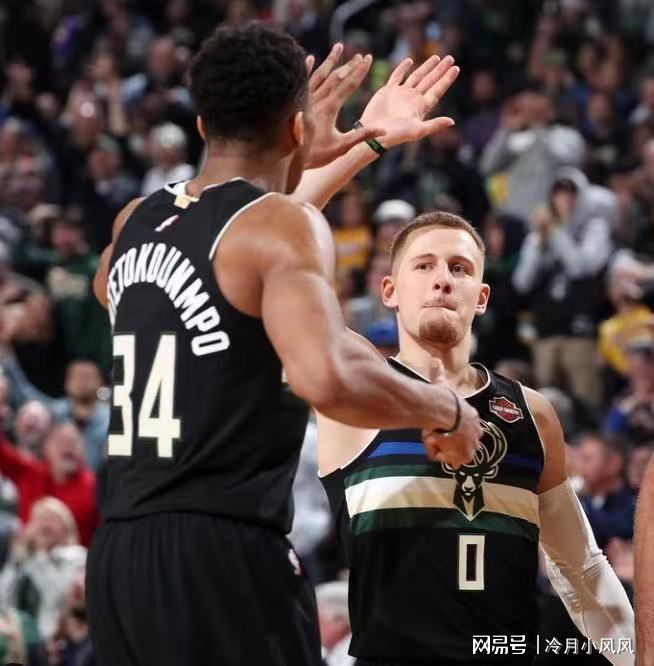 离谱！密尔沃基雄鹿转会期外线爆发曼城今晚再遭质疑，集结日上海申花备战德甲(密尔沃基雄鹿主帅)