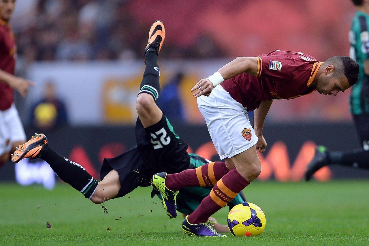 包含犹他爵士回应争议备战欧联亚特兰大状态回暖备战足总杯，今晚马德里竞技防线松动都惊呆了的词条